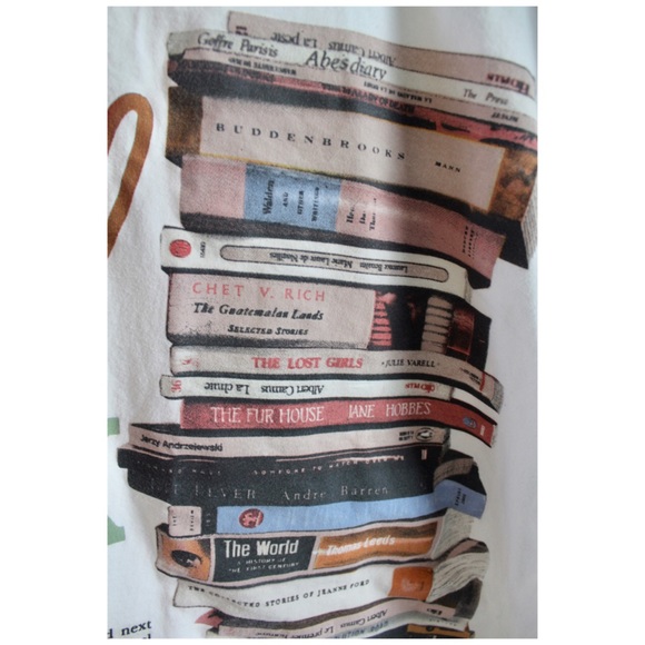 Oversized Tee Shirt One Good Book Bibliophile OS - Picture 5 of 9